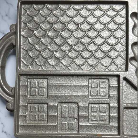 1985 Vintage John Wright Cast Iron Gingerbread House Baking Sheet Mold - Picture 2 of 4